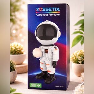 NWT Astronaut Projector/Night Light
